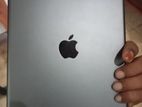 Apple iPad 7th Gen