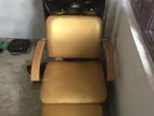 Saloon Wash Chair with Leg Rest