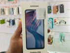 Samsung F05|4GB|64GB (Used)