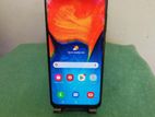 Samsung Galaxy A20 3gb-32gb (Used)