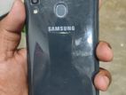 Samsung Galaxy A30 4GB 64GB (Used)