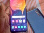 Samsung Galaxy A50 4/64 GB (Used)