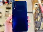 Samsung Galaxy A7 4GB 64GB (Used)