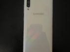 Samsung Galaxy A70 (Used)