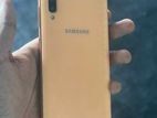 Samsung Galaxy A70 (Used)