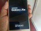 Samsung Galaxy J5 16GB 4G (Used)