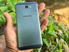Samsung Galaxy J5 32 GB (Used)