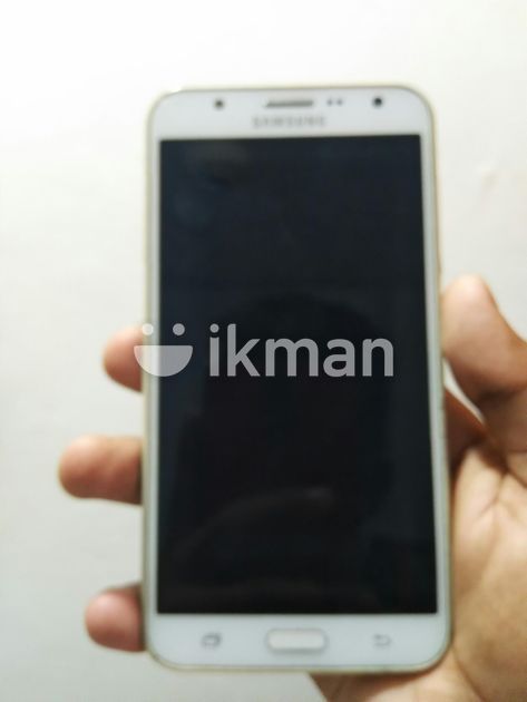 Samsung Galaxy J7 White Edition Used For Sale In Kolonnawa Ikman