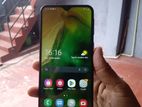 Samsung Galaxy M20 32GB (Used)