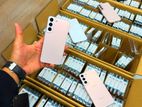 Samsung Galaxy S22 5G 256GB (Used)