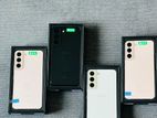 Samsung Galaxy S22 5G/8/256/full set (Used)