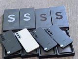 Samsung Galaxy S22 5G/8/256GB Full Set (Used)