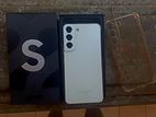 Samsung Galaxy S22 5G (Used)