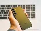 Samsung Galaxy S22 8GB 128GB (Used)