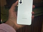 Samsung Galaxy S22 (Used)
