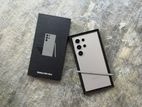 Samsung Galaxy S24 Ultra 12/256GB (Used)