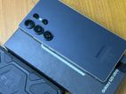 Samsung Galaxy S25 Ultra 12GB RAM / 256 (Used)