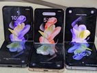 Samsung Galaxy Z Flip 4 256GB 5G (Used)
