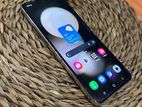 Samsung Galaxy Z Flip 5 (Used)
