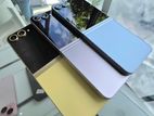 Samsung Galaxy Z Flip 6 5G 256GB 128GB 50MP (Used)