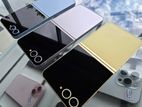 Samsung Galaxy Z Flip 6 5G 256GB 12GBRam (Used)