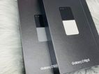 Samsung Galaxy Z Flip 8GB 256GB (New)