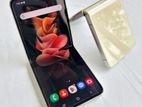 Samsung Galaxy Z Flip3 5G 256GB 8GB Cream (Used)