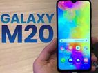 Samsung M20 Display