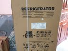 Samsung RT28 Refrigerator