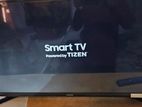Samsung Smart 32 Inch TV
