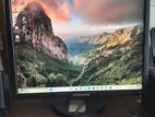 Samsung SyncMaster 743B 17-inch LCD Monitor