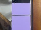 Samsung Z Flip 4 8GB 128GB (Used)