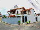 (SD 150) Luxurious 3-Bedroom Home on Negombo Road, Kandana