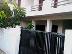 (SD142)Spacious 3-Bedroom Home with Modern Amenities – Kadawath Webada