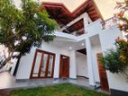 (SDS-480) Semi Luxury Modern Three storey House for Sale in Arawwala