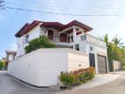 (SDS-480) Semi Luxury Modern Three storey House for Sale in Arawwala