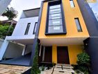 (SE1240) Super Luxury 3-Story House for Sale in Battaramulla