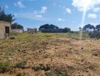 Sea side old house with Land for Sale dungalpiriya (bopitiya)