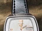 seiko 5 TV dial vintage time peice