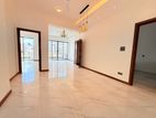Semi Luxury Stunning 3 Bedroom Private Apartment For Rent In Wellawatha