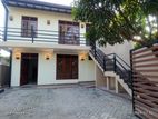 Separate Entrance House for Sale in Kottawa