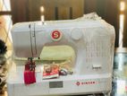 Sewing Machine Singer Portable