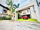 (SH1111) Luxury Two Storey House for Sale in Thalawathugoda