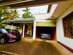 (SH1427) Two Storey House for Sale in Battaramulla
