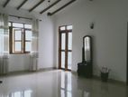 Sharing Rooms for Rent Maharagama - Girls