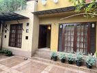 Singal story stand a lone house for rent Nawinna