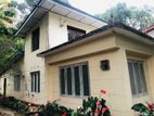 Singal story stand a lone house for rent talwatta kandy
