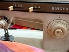 Singer 1247 Sewing Machine