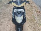 Singer Eagle 2013