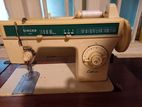 Singer 947 Sewing Machine